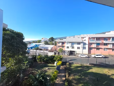 location appartement 1 pièce 20 m² à moufia (97490)  500 €