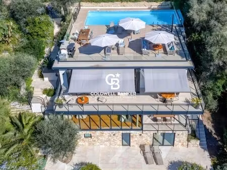 villa moderne renovee - piscine / vue mer / terrasses