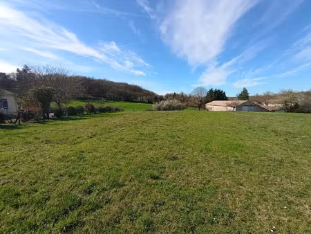 vente terrain 870 m² à champniers (16430)  45 000 €