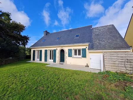 a louer maison josselin 4 pièce(s) 121 m2