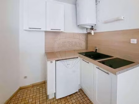 location appartement t1 à nantes saint-clément - jardin des plantes (44000) : à louer t1 /