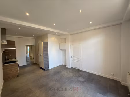 beausoleil - centre ville - 2p avec terrasse