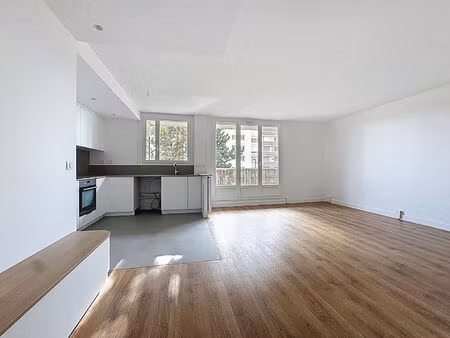 appartement chilly mazarin 3 pièce(s) 64 m2