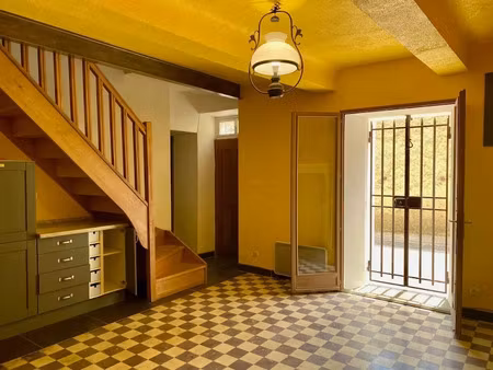 location maison 4 pièces 106 m² à la bastidonne (84120)  800 €