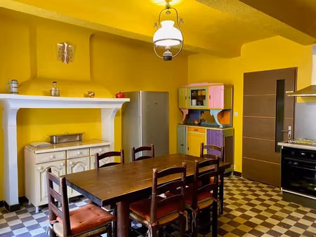 location meublée maison 4 pièces 106 m² à la bastidonne (84120)  1 000 €