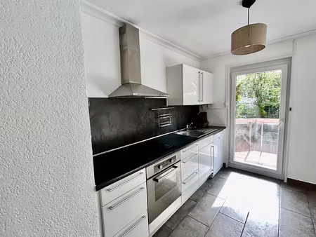 t3 meublé centre-ville annemasse avec balcon