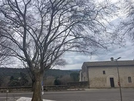 uzès – appartement t3  quartier du portalet