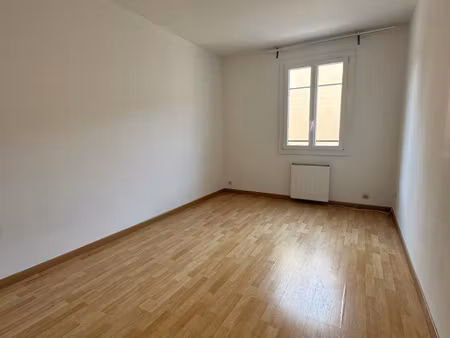 appartement f3 avec parking double quartier boisparisis