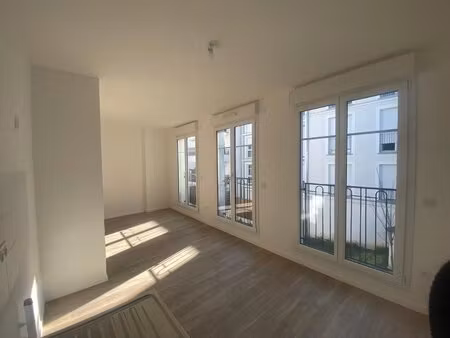 t2 villiers sur marne