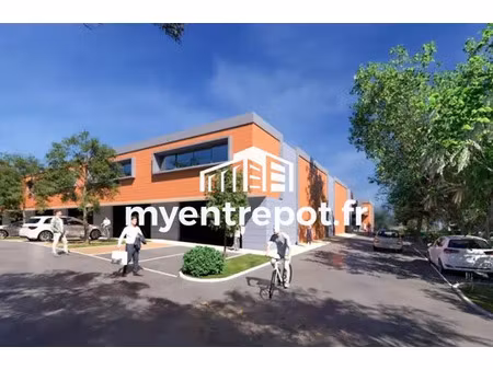 local d'activités et commerciaux neufs