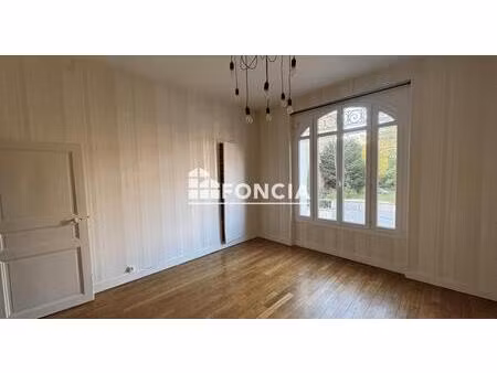 maison 5 chambres avec sous-sol complet quartier jardin des plantes / flore