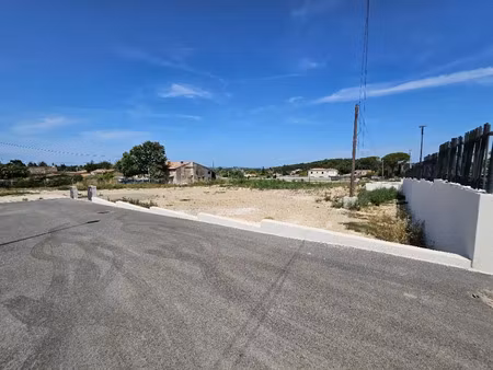 vente terrain 640 m² à les pennes-mirabeau (13170)  259 900 €