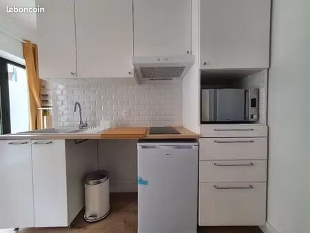 studio meublé de 19m² à oullins à 654