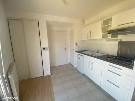 appartement 1 pièce 28 m²