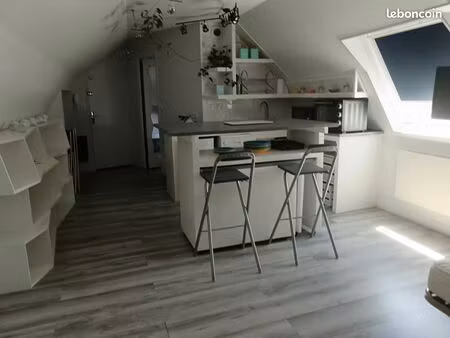 studio meublé - place gordain