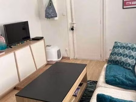 location appartement 2 pièces à bordeaux (33000) : à louer 2 pièces / 43m² bordeaux
