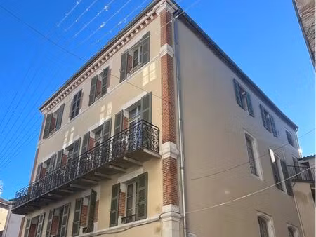 à louer t3 centre ville entièrement rénové