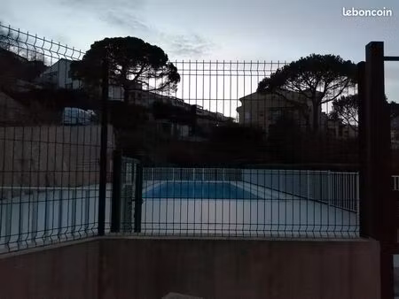 studio 1 pièce 27 m²