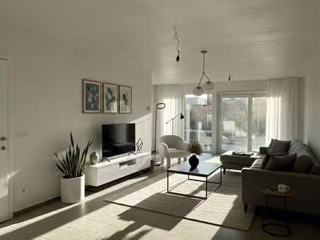 maison à louer à heule € 1.100 (lllmk) | zimmo