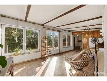 votre propre petit coin de tranquillité  dans les bois de n