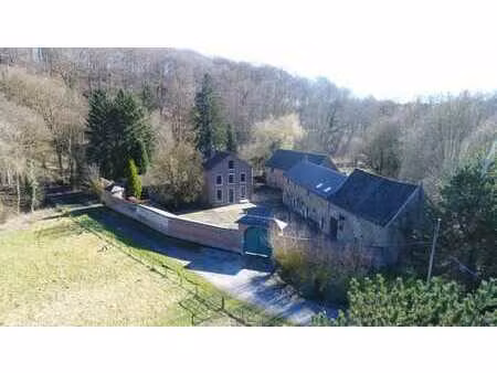 ancien moulin & dépendances sur 3.72ha