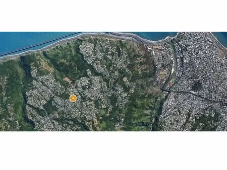 terrain de plus de 900 m² au calme à la montagne