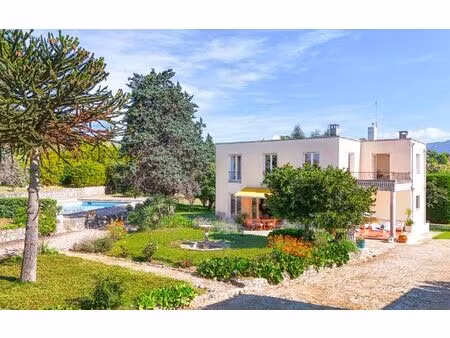 maison berre-les-alpes m² t-9 à vendre  899 000 €