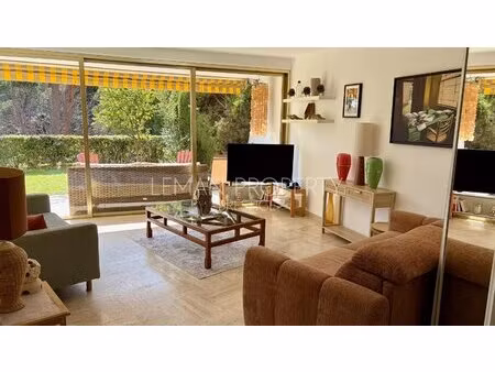 appartement 2p croix des gardes - jardin aperçu mer