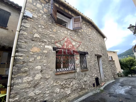 magagnosc maison de village parfait état balcon