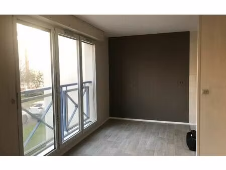 location appartement  28.66 m² t-1 à lille  620 €