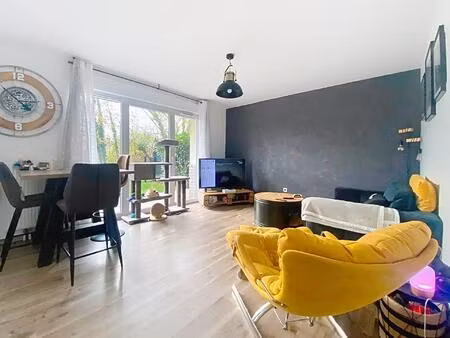 appartement rez-de-jardin residence récente et sécurisée