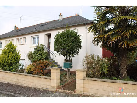 pavillon à ernée proche des commodités