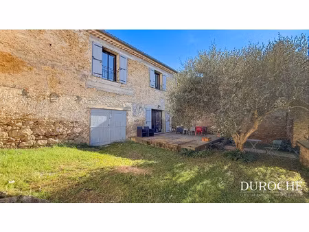 courthézon maison de village de caractère avec jardin arbo