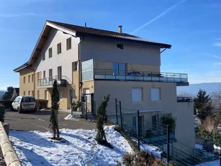 location meublée appartement 5 pièces 145 m² à collonges-sous-salève (74160)  2 980 €