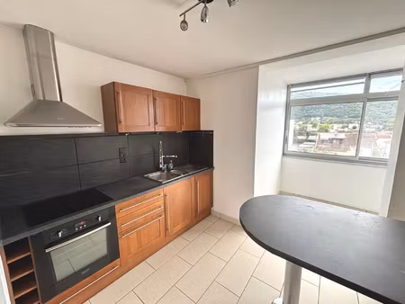 f4 saint martin d'heres limite poisat coprorpiete l'hermitag