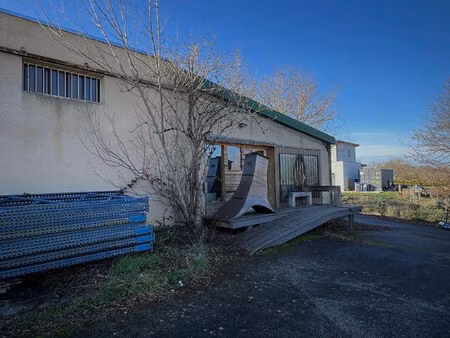 local d'activités / entrepôt - saint jean - 140 m²