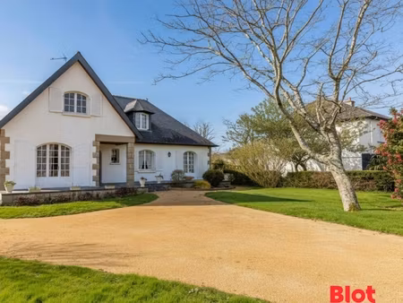 a vendre - belle maison avec 5 chambres sur un terrain de plus de 550m² - thorigne-fouilla