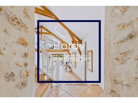 à l'abri des regards