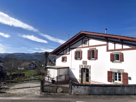 maison d'habitation avec annexe à vendre