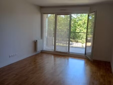 f2 neuilly plaisance