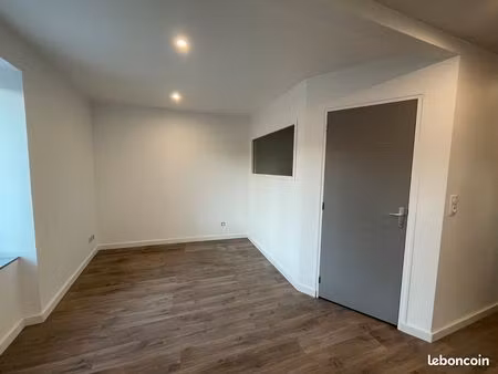 t2 avranches centre 31mcarré