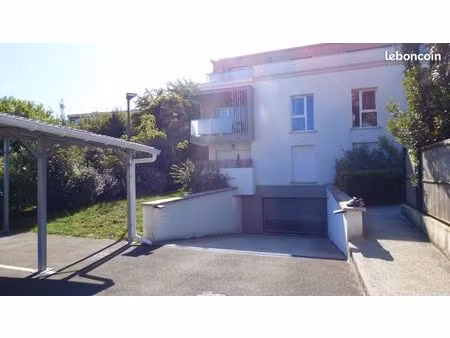 studio 1 pièce 24 m²