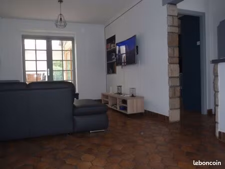 maison à louer à labuissiere