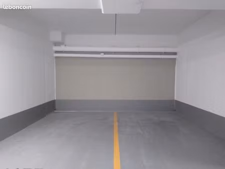 parking résidence neuve antony