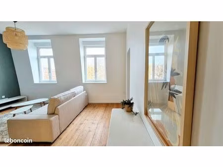 superbe t3 meublé rénové – avenue de la république