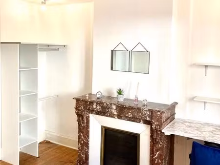 grand t2 meublé proche cours fauriel