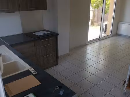 joli t2 dans quartier recherché