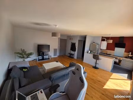 grand t2 lumineux 52 m² montauban –clim- balcon