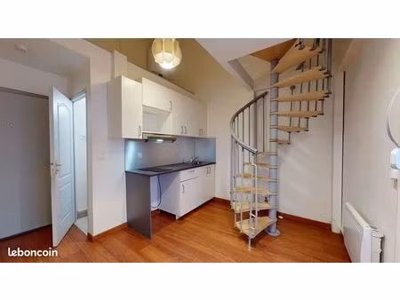 studio 1 pièce 16 m²