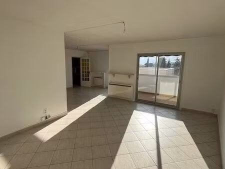 appartement 4 pièces 109 m²